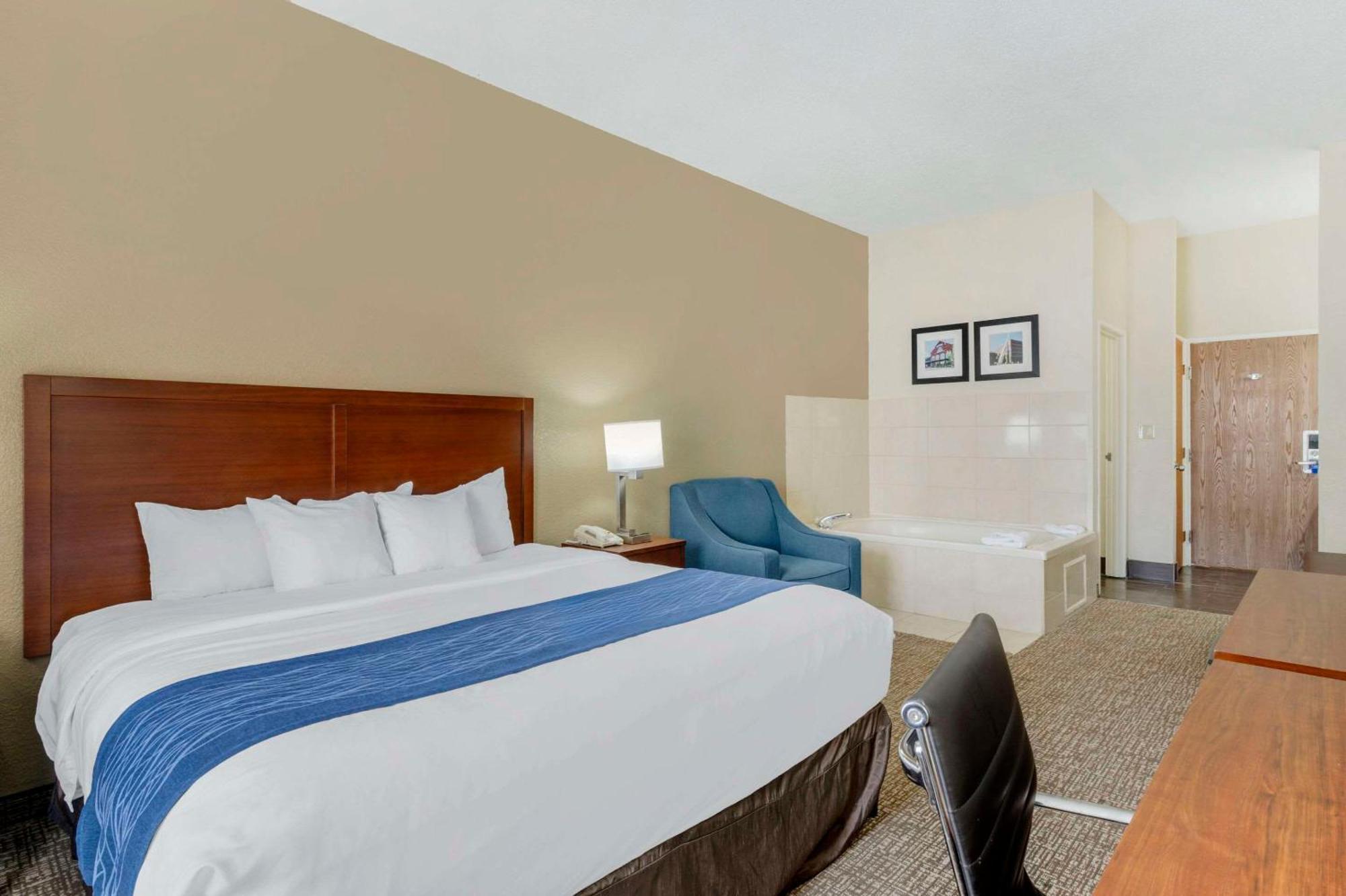 Comfort Inn & Suites La Grange Buitenkant foto