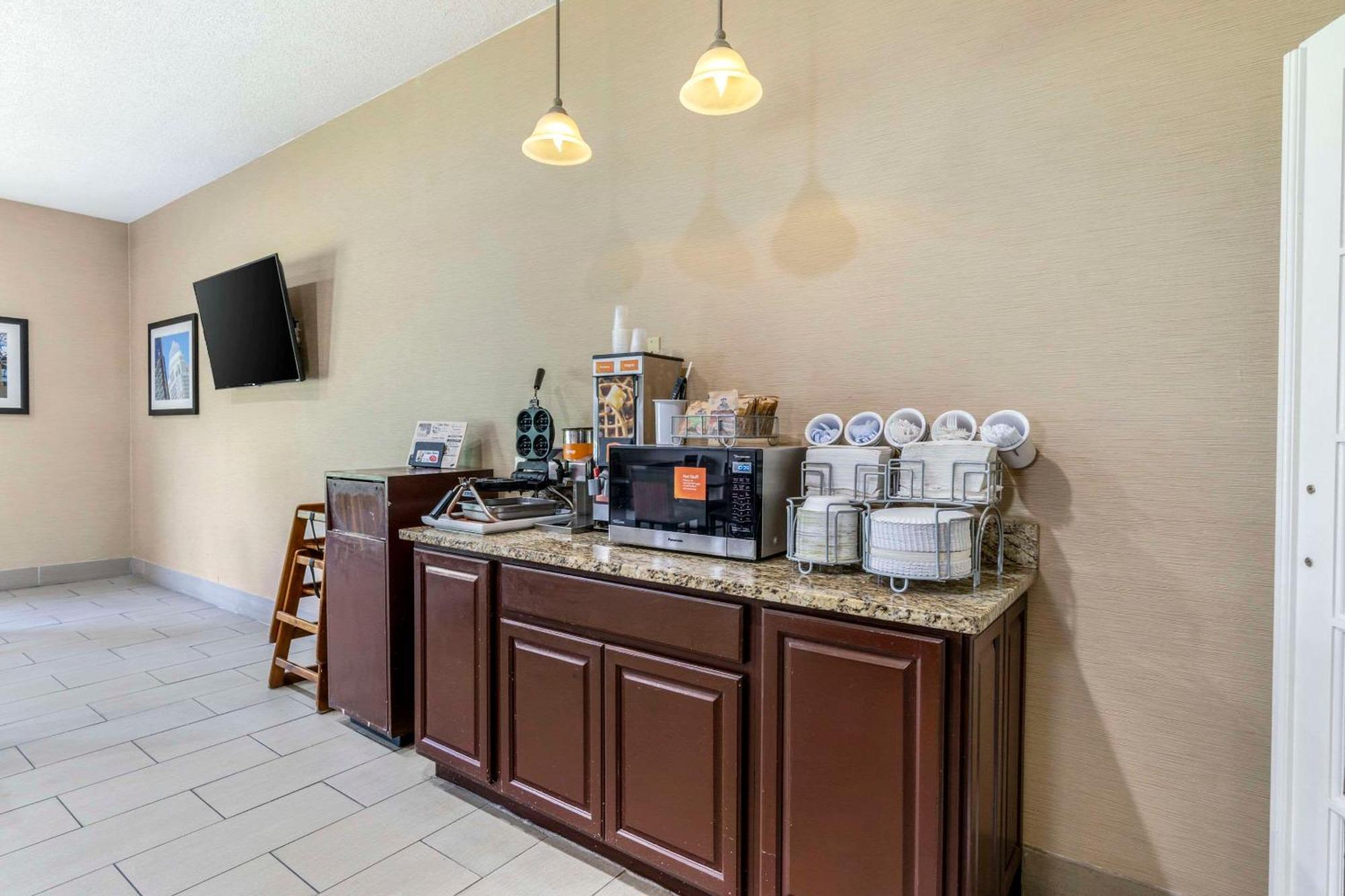 Comfort Inn & Suites La Grange Buitenkant foto